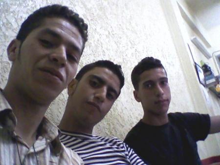 c moi avce mes amis faréh et naoufel